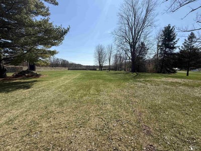 /international/us/12495-ostrander-road-maybee-mi-110107071340/
