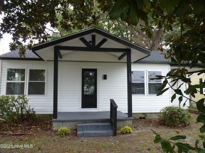 /international/us/123-jackson-street-edenton-nc-110103297766/