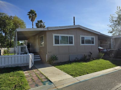 /international/us/2851-s-la-cadena-dr-spc-156-colton-ca-110106563300/