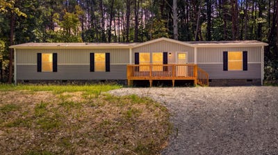 /international/us/16450-may-road-sale-creek-tn-110119733247/