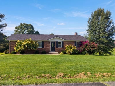 /international/us/61-loys-drive-columbia-ky-110119626264/