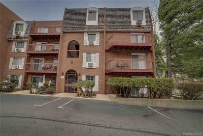/international/us/55-n-broadway-white-plains-ny-110106449211/