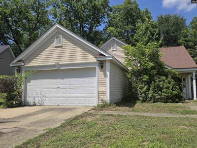 /international/us/108-creek-side-court-lexington-sc-110108436908/
