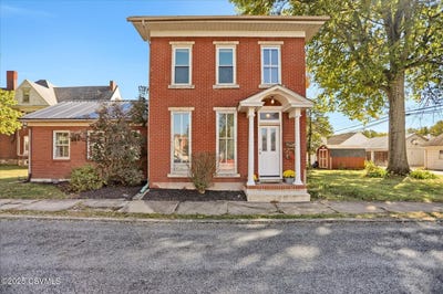 /international/us/5-w-7th-street-watsontown-pa-110103027319/