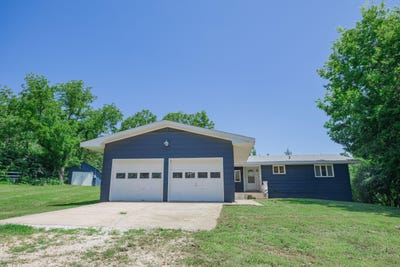 /international/us/619-route-h-greenfield-mo-110100846822/