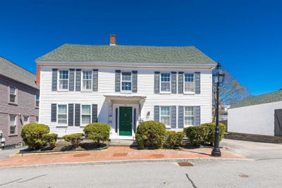 /international/us/151-high-street-portsmouth-nh-110107956157/