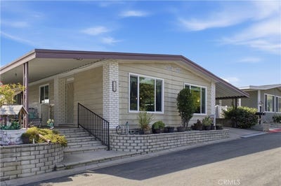 /international/us/3850-atlantic-avenue-highland-ca-110107663493/