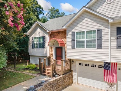 /international/us/173-birchwood-drive-ellijay-ga-110101421625/