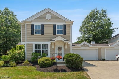 /international/us/26810-village-lane-olmsted-falls-oh-110109490369/