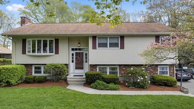 /international/us/45-lake-st-shrewsbury-ma-110107995537/
