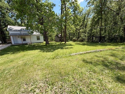 /international/us/815-hwy-42-iberia-mo-110107871179/