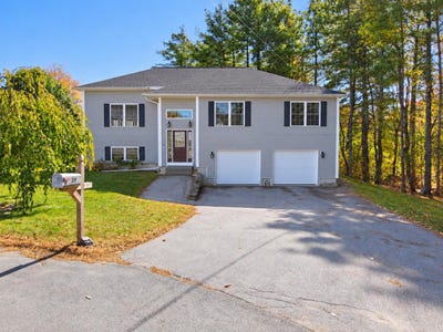 /international/us/39-deer-pond-lane-bangor-me-110120574954/
