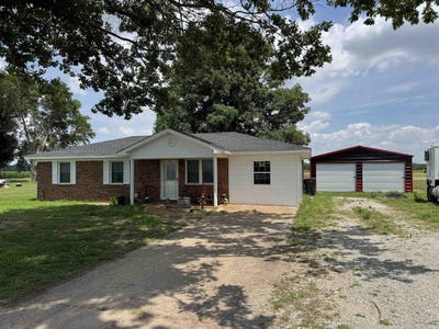 /international/us/224-cherry-st-lake-city-ar-110108579950/