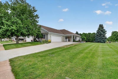 /international/us/3835-huntington-avenue-janesville-wi-110109085403/