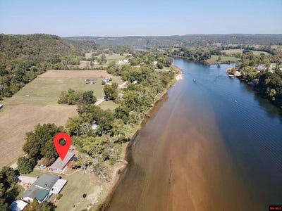 /international/us/1454-riverview-drive-norfork-ar-110120552216/