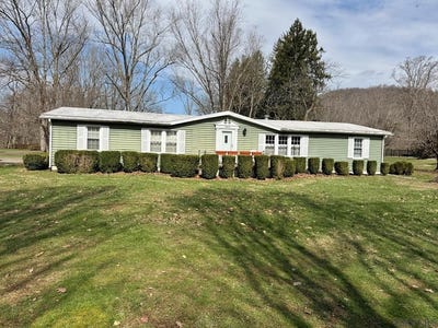 /international/us/305-abram-st-confluence-pa-110106841229/