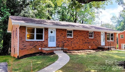 /international/us/14-oteen-church-road-asheville-nc-110110056412/