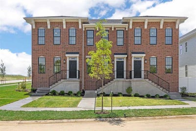/international/us/3002-tommy-ln-coralville-ia-110108657359/