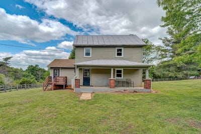 /international/us/3835-hardy-rd-hardy-va-110108072343/