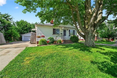 /international/us/3812-center-drive-parma-oh-110100359069/