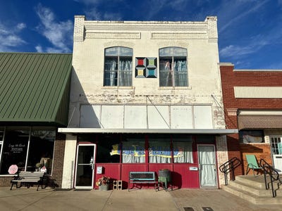 /international/us/121-e-main-st-watonga-ok-110081754564/
