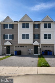 /international/us/740-kentwell-drive-york-pa-110107405366/