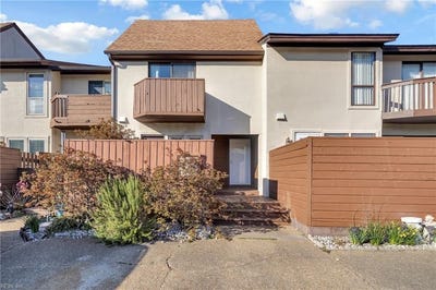 /international/us/71-waters-edge-circle-hampton-va-110106618861/