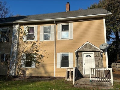 /international/us/12-fairview-street-portland-ct-110101051792/