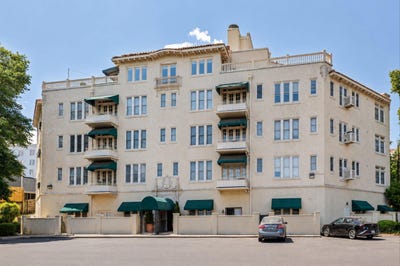 /international/us/2068-walton-way-augusta-ga-110108915458/