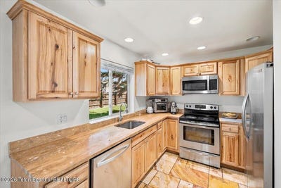 /international/us/59-virginian-lane-jackson-wy-110108966148/