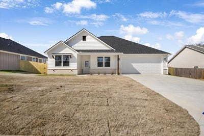 /international/us/220-nolan-farms-boulevard-winona-tx-110098168062/