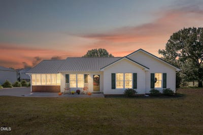 /international/us/5626-preston-loop-mebane-nc-110106430726/