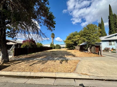 /international/us/919-w-14th-street-merced-ca-110102944810/