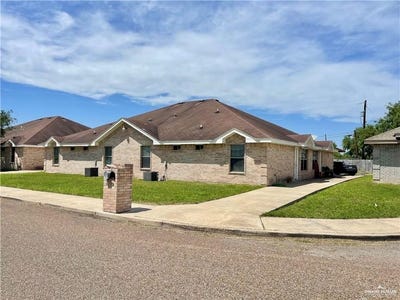 /international/us/1207-prosperity-drive-edinburg-tx-110106764525/