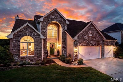 /international/us/16652-benton-taylor-drive-chesterfield-mn-110120057228/