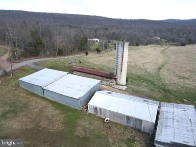 /international/us/catholic-church-road-big-pool-md-110092053509/