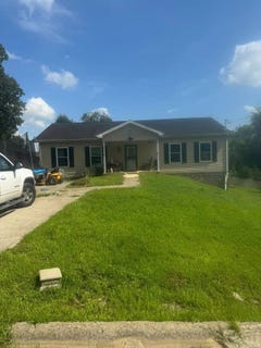 /international/us/108-ricedale-circle-drakesboro-ky-110100983266/