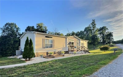 /international/us/202-clover-valley-drive-north-wilkesboro-nc-110108909637/