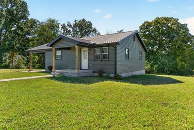 /international/us/555-pistole-rd-sparta-tn-110120038316/