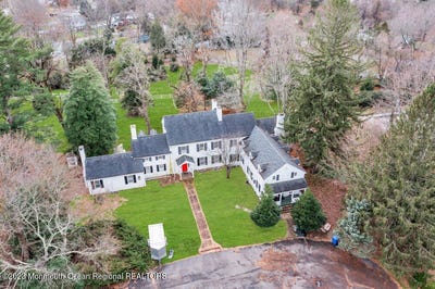 /international/us/911-middletown-lincroft-road-middletown-nj-110086066933/