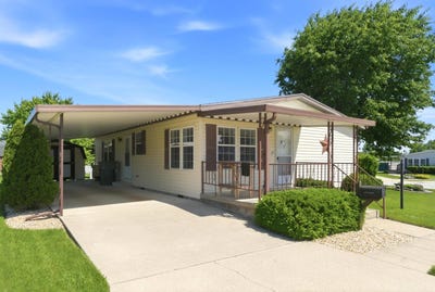 /international/us/306-village-court-fairborn-oh-110108380183/