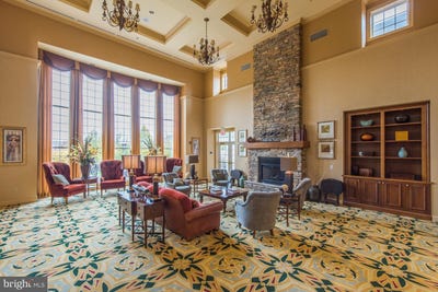 /international/us/3204-lilac-court-upper-gwynedd-pa-110101493040/