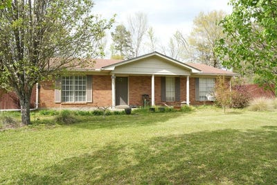/international/us/1033-pearl-river-ave-ext-mccomb-ms-110098787864/