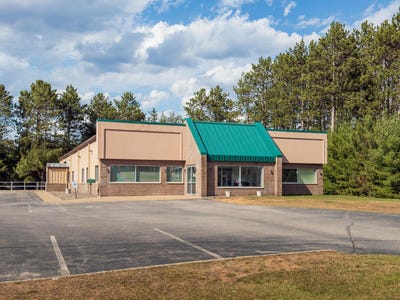 /international/us/425-mill-st-eagle-river-wi-110099041725/?lang=zh-cn