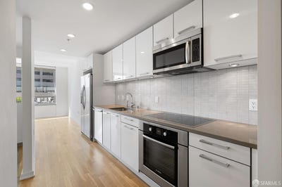 /international/us/1-hawthorne-street-san-francisco-ca-110108824604/
