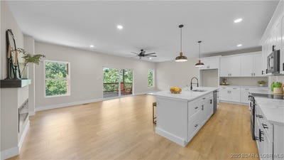 /international/us/20311-timberlake-village-lane-rocky-mount-mo-110098323294/