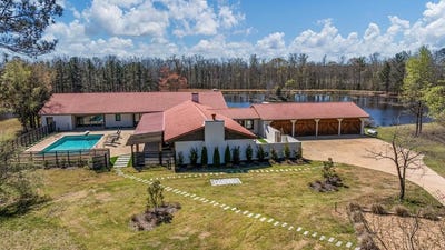 /international/us/1229-pierce-road-waverly-hall-ga-110106681091/