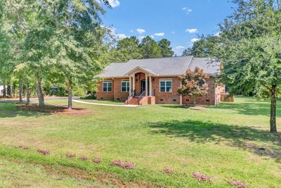 /international/us/1092-millies-way-drive-moncks-corner-sc-110109393735/