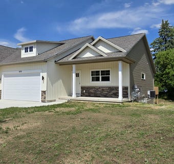 /international/us/1978-aspen-valley-lane-ionia-mi-110102881689/