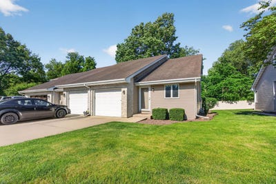 /international/us/302-grande-drive-minooka-il-110108350056/